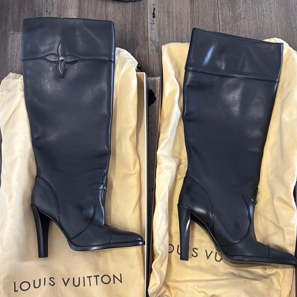 Louis Vuitton Black Heeled Boots with Stiletto Heel